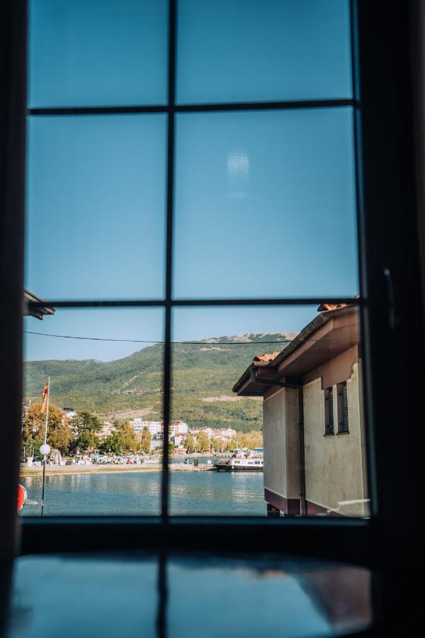 Villa Sara Lake View Ohrid Exteriör bild